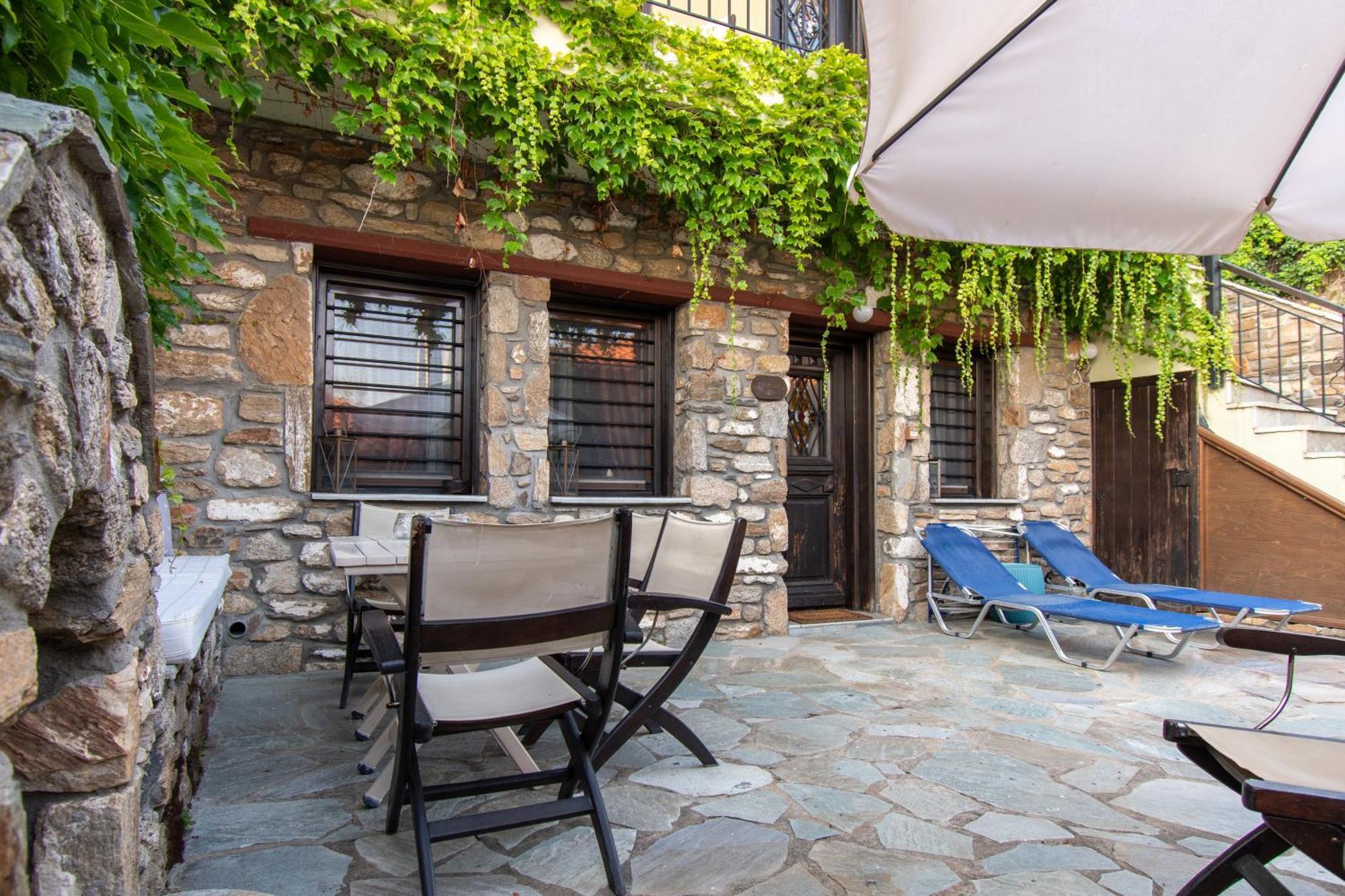 Oreiades Guesthouse Parthenón Exteriör bild